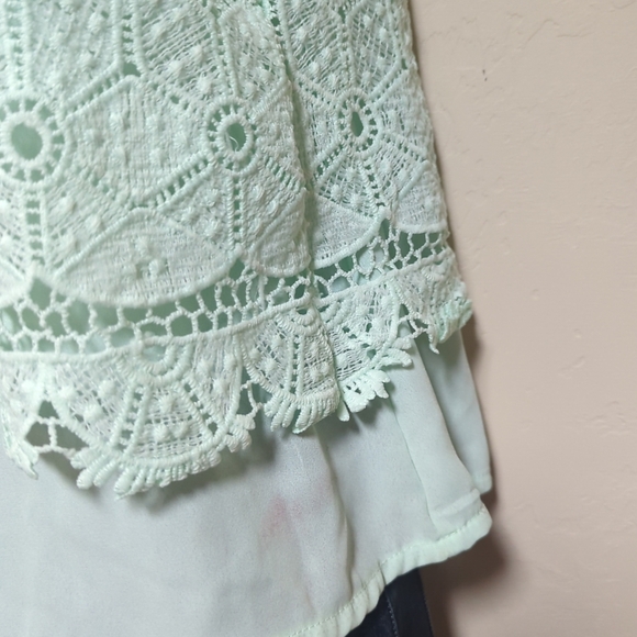 Marilyn Monroe Collection Tank Top - Picture 3 of 10